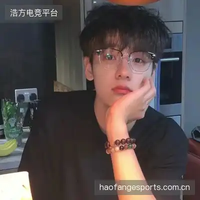 何凡菁